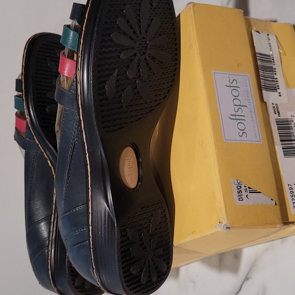 Softspots woman sandals. - Picture 5 of 9